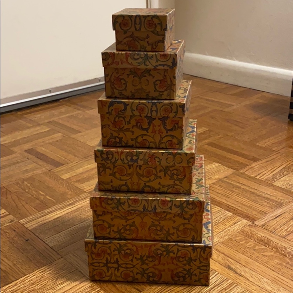 Gift boxes